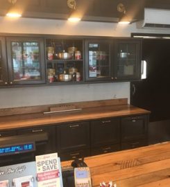 LenaÕs Italian Kitchen