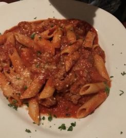 LuisaÕs Pizza And Pasta